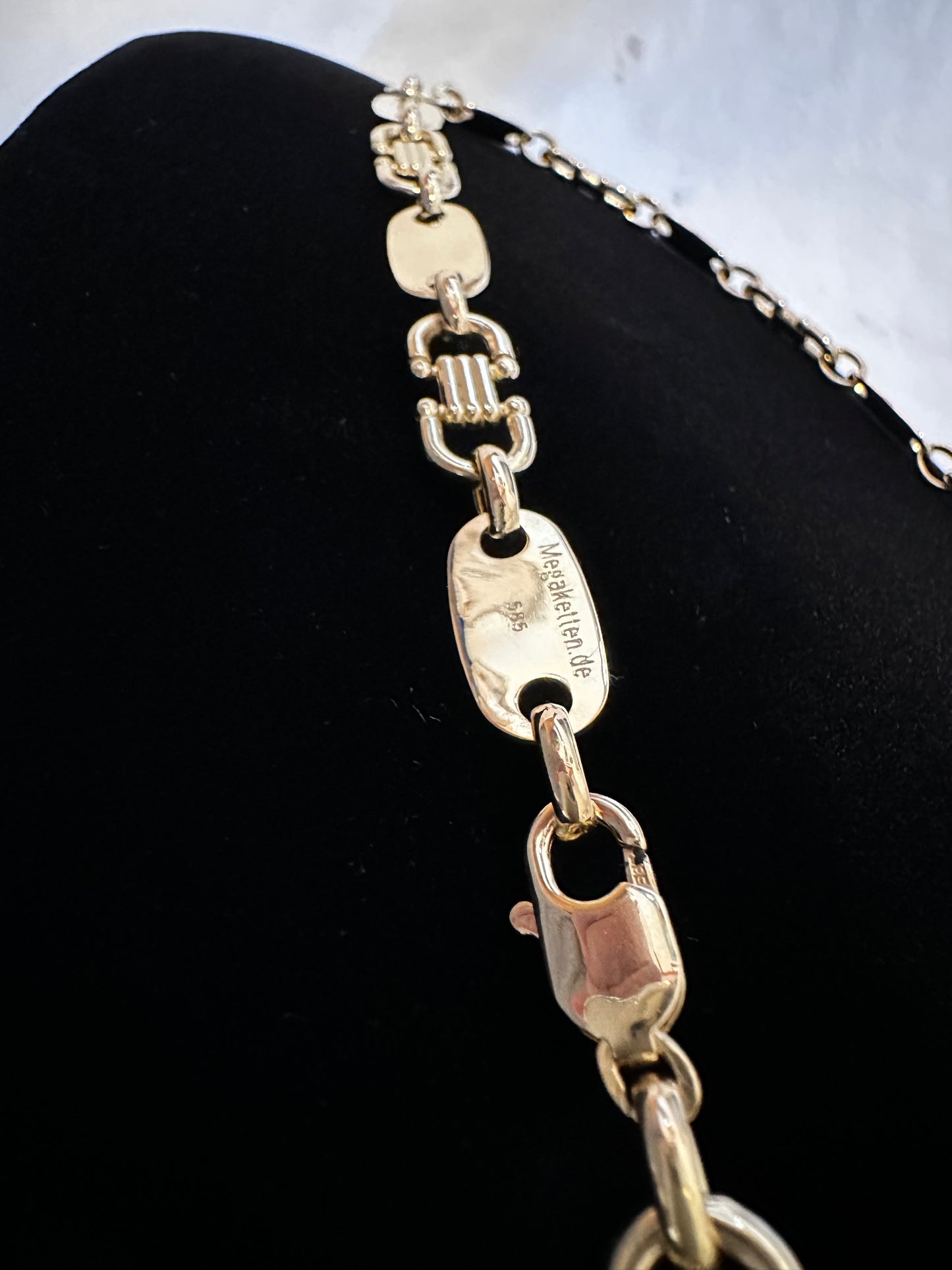 Massive Plattenkette 10 mm  – 585er Echtgold